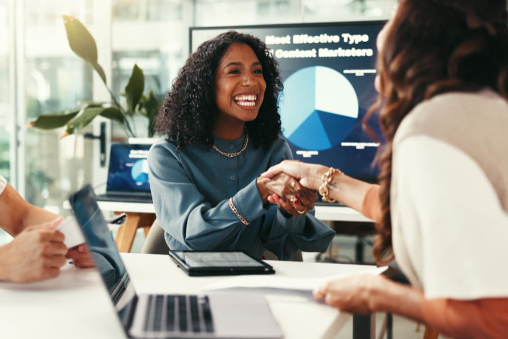 O que sai mais caro: erro de contratação ou terceirização?